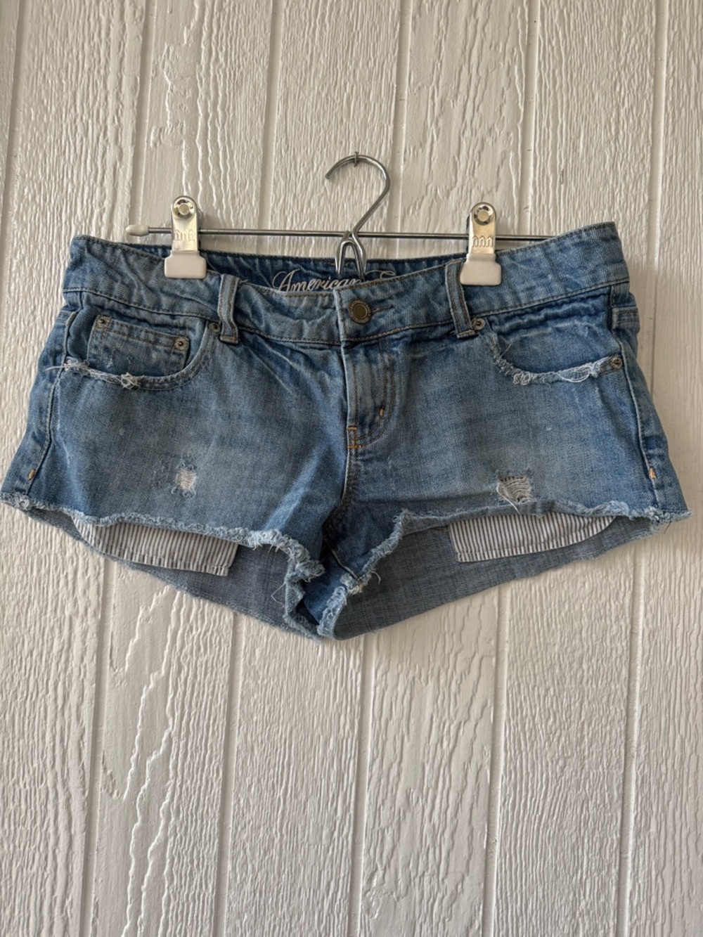 American Eagle Outfitters Blue Distressed Denim Low Rise Mini Shorts sz 10